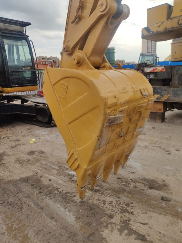 used excavator machine 32 ton caterpillar CAT 320D 325B 330D crawler excavator - Image 5